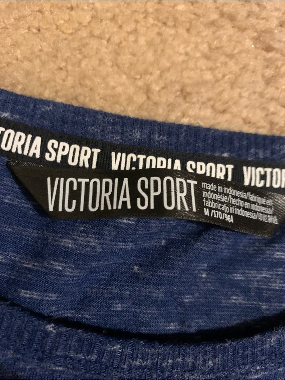 Victoria’s Secret - Picture 2 of 2